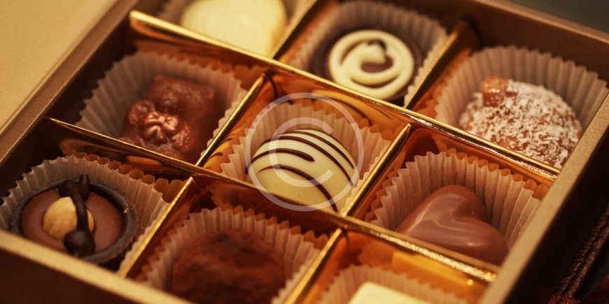 Nuts, chips, praline, and topping – we have it all!